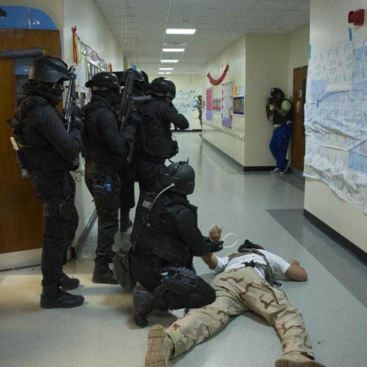 Un exercice d'entraînement impliquant la police bahreïnite et américaine. Source: flickr